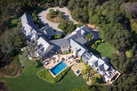 The house of Don Johnson rescued from bankruptcy 